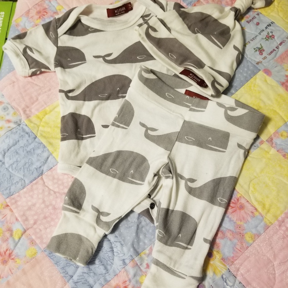 Milkbarn whale outfit